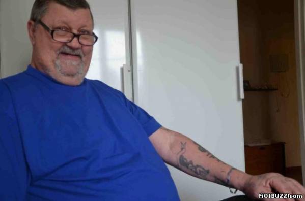 Из тела шведа вышла застрявшая 40 лет назад игла от тату-машинки (7 фото)