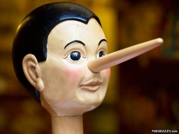 10 признаков того, что ваш собеседник лжёт (10 фото)