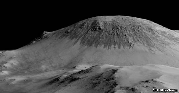 NASA подтвердило наличие соленой воды на поверхности Марса (фото+видео)