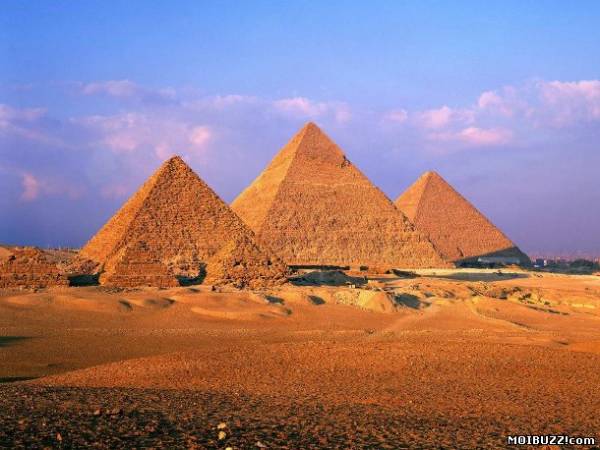 Ученые хотят сканировать пирамиды (фото)